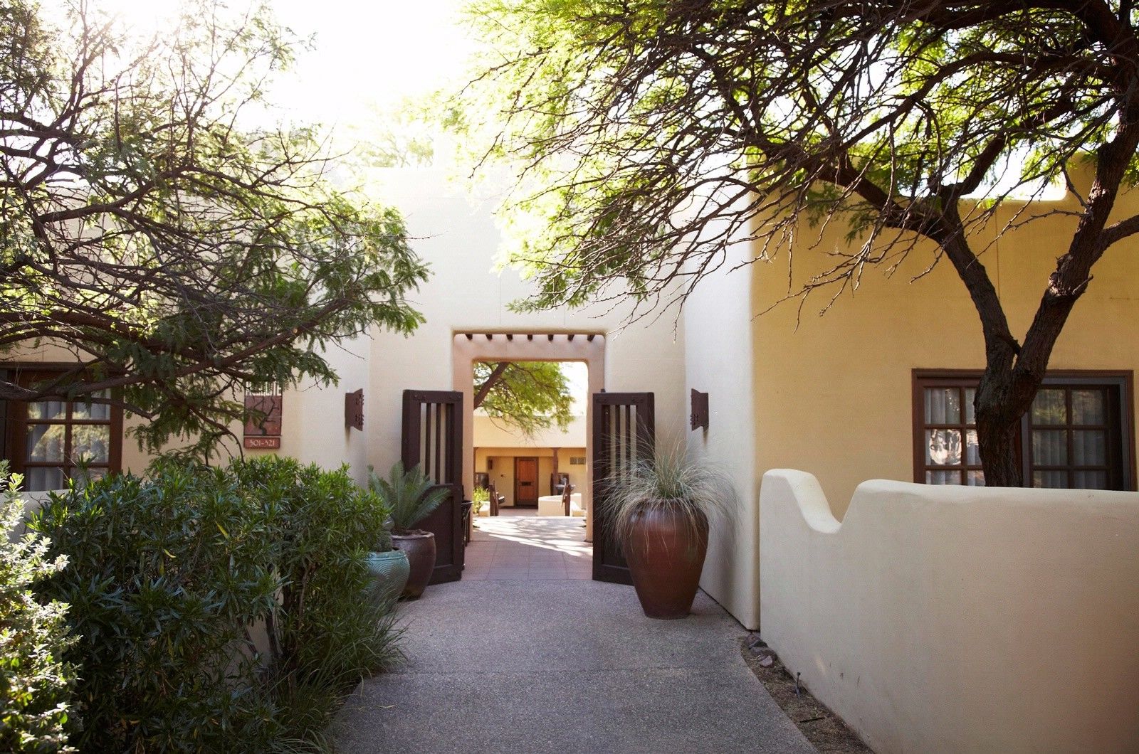 Miraval Resort & Spa (Adults Only) Catalina Exterior photo